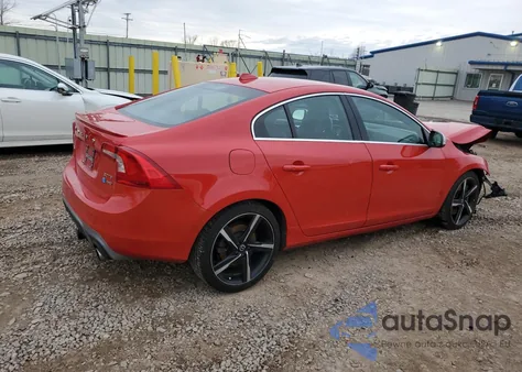 2016 Volvo S60 Polestar z USA, uszkodzony, nr VIN YV1902TS9G2390329